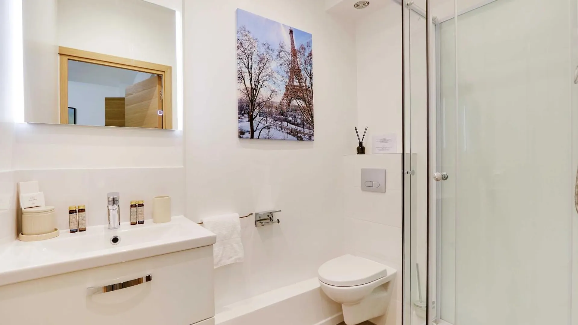 Exceptional Flat - 3Bd-8P - Trocadero Apartment Paris France
